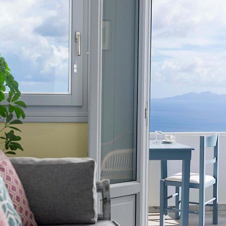 Phaos Santorini Suites إيميروفيغلي المظهر الخارجي الصورة