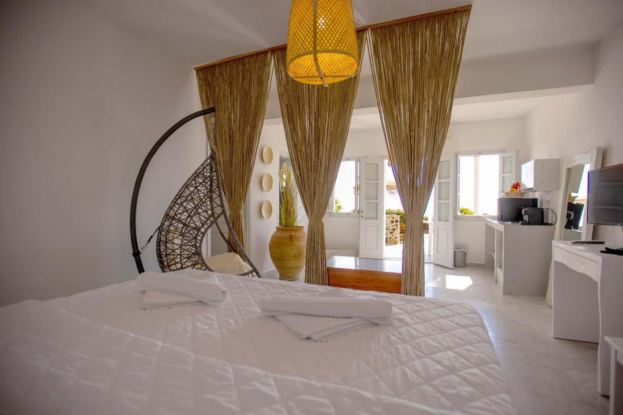 Phaos Santorini Suites إيميروفيغلي المظهر الخارجي الصورة